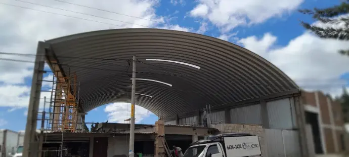 Techo Curvo Bodegas Villanueva